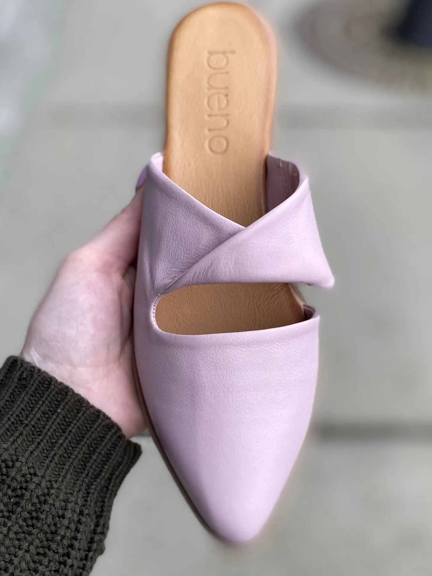 Bueno - Blakely - Orchid