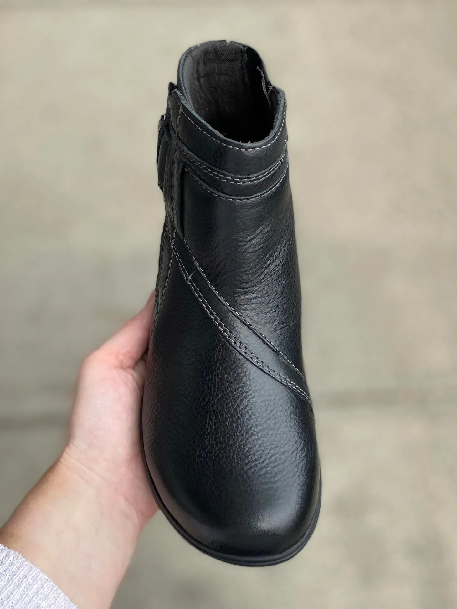 Clarks - Carleigh - Black