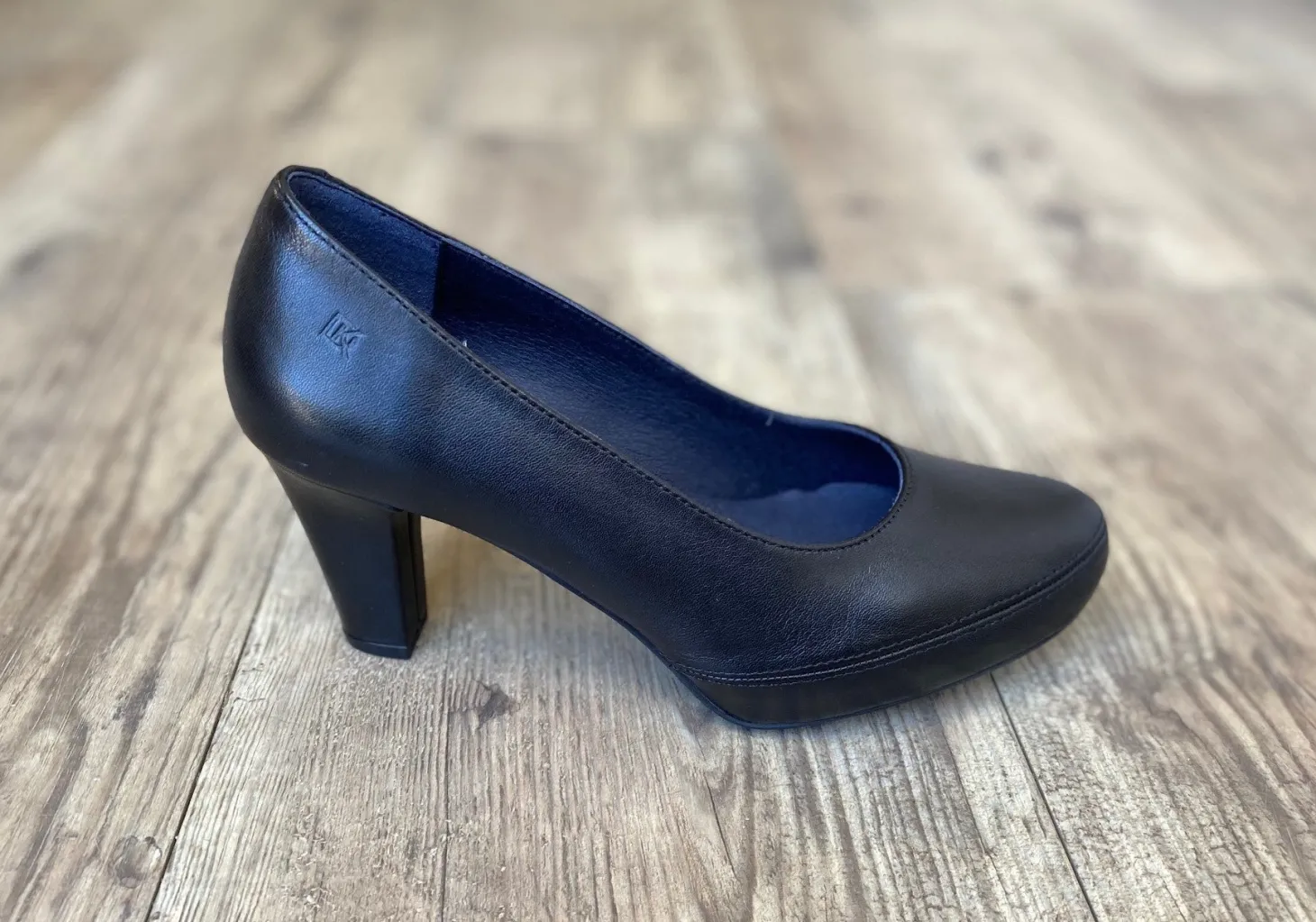 Dorking - Blesa - Black