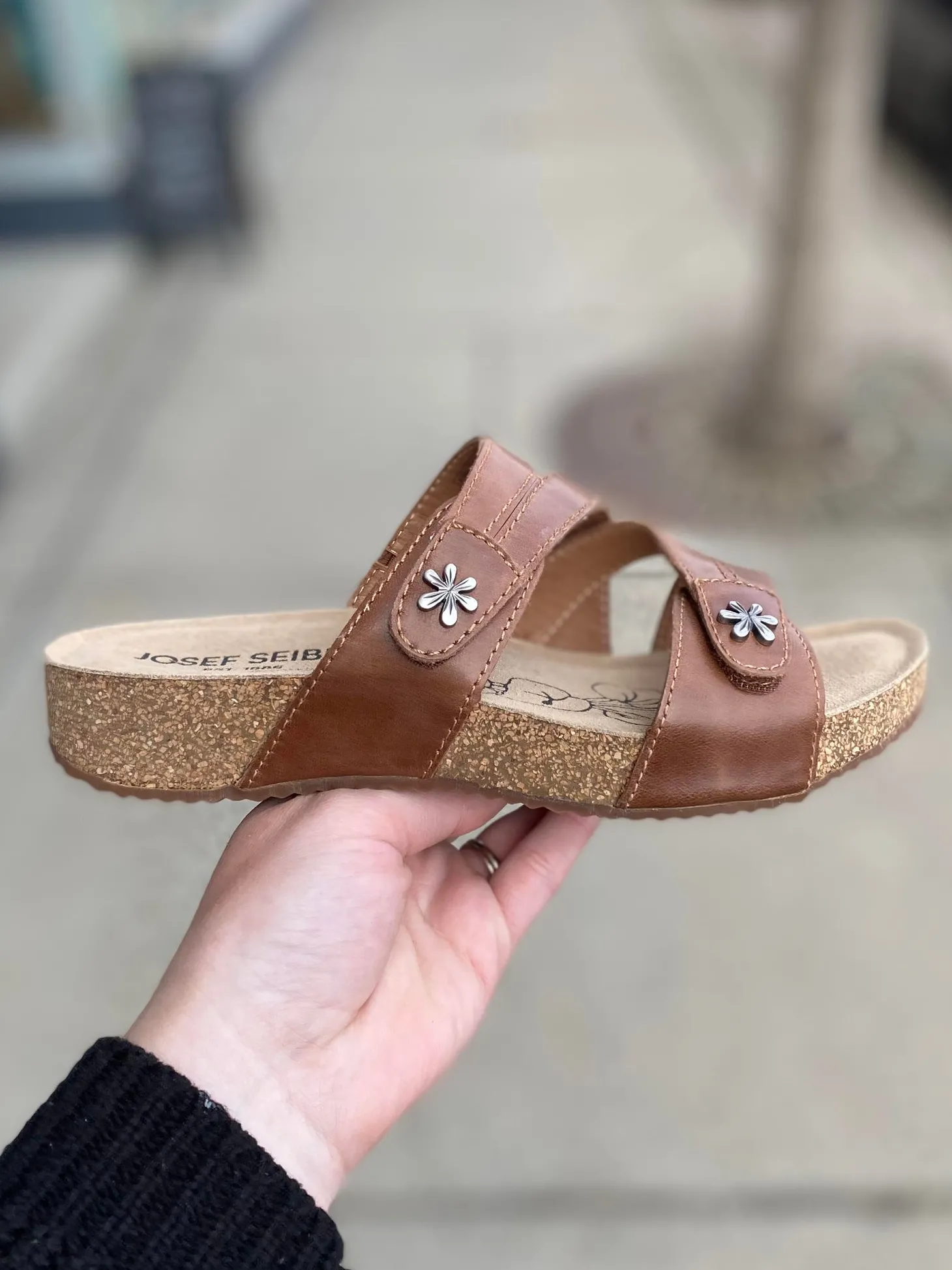 Josef Seibel - Tonga 82 - Camel