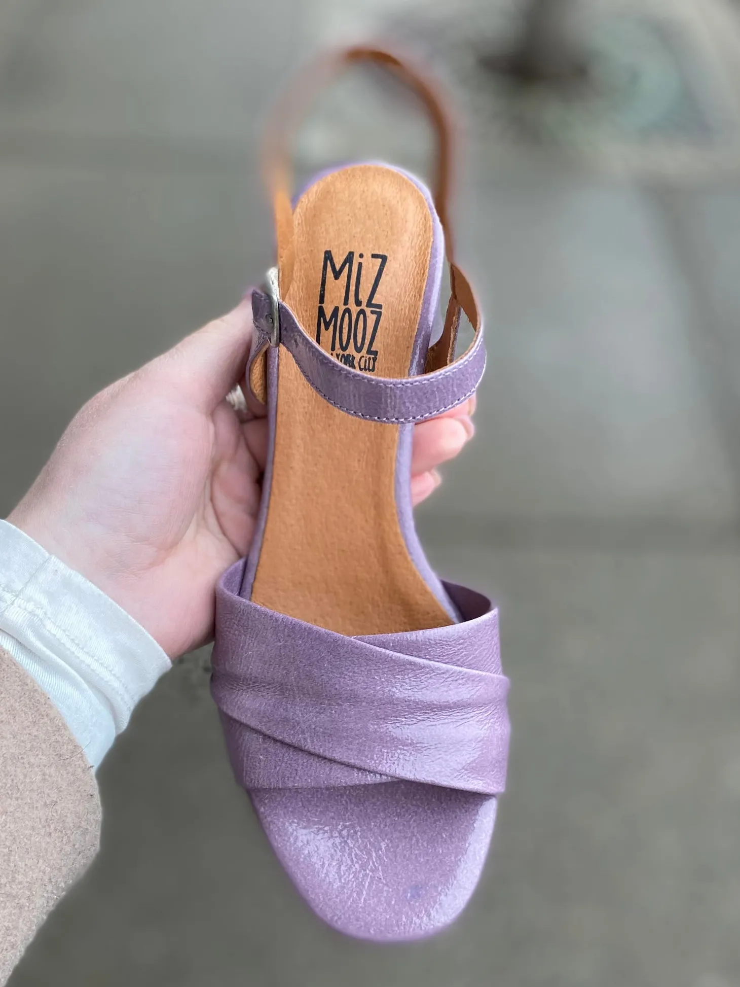 Miz Mooz - Bela - Patent Lilac