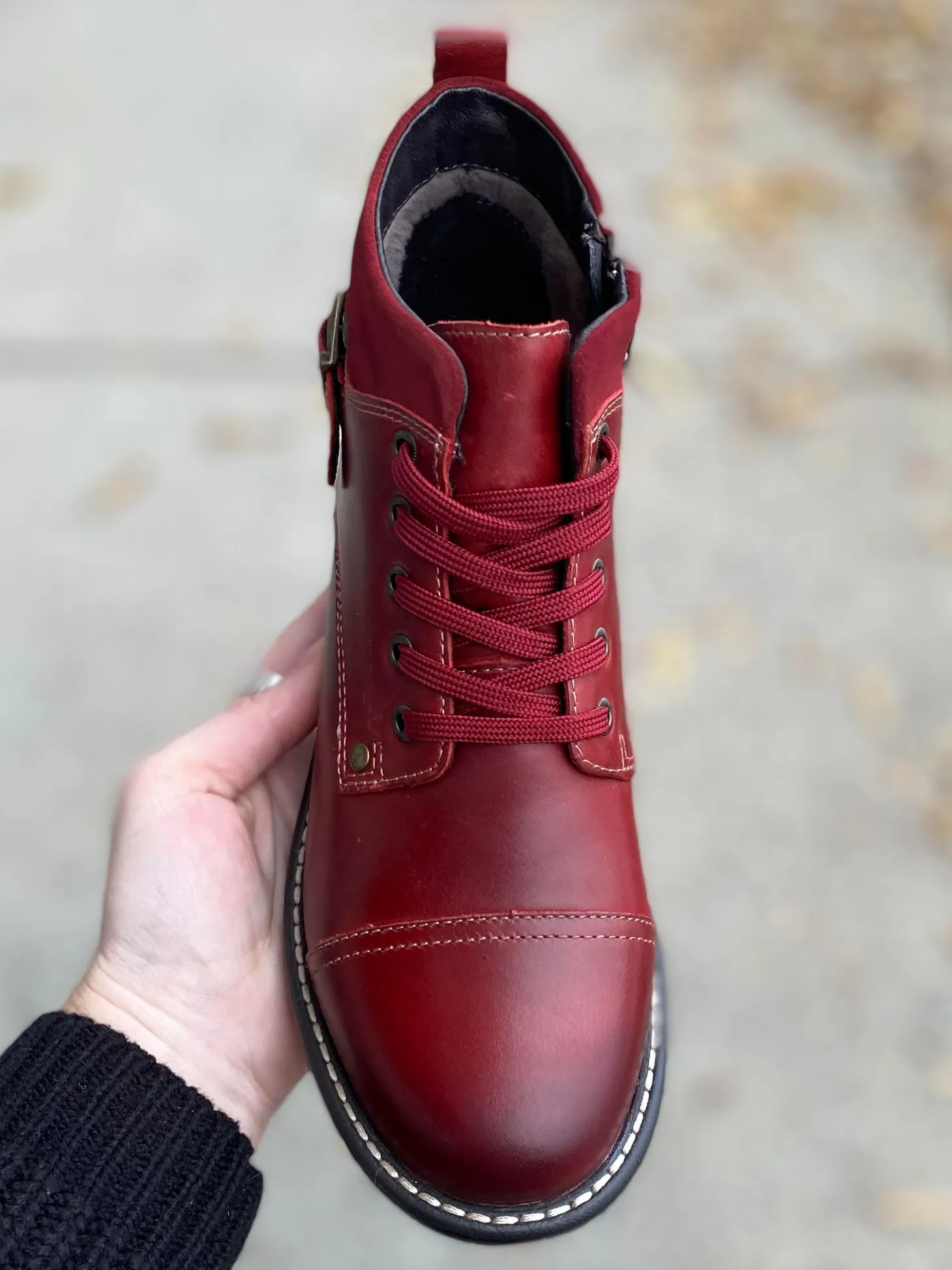 Taos - Mini Crave - Red